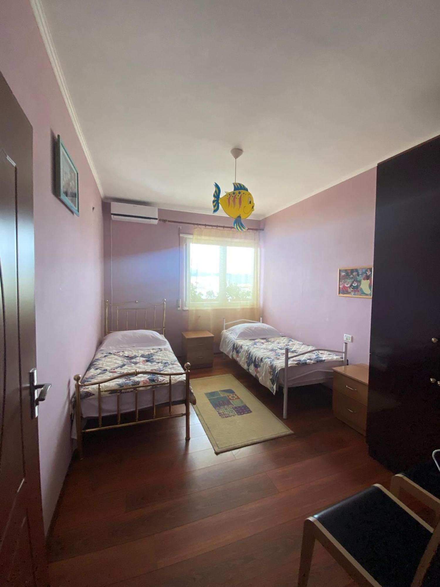 Stay The Night Shkodra Apartment City Centre Buitenkant foto